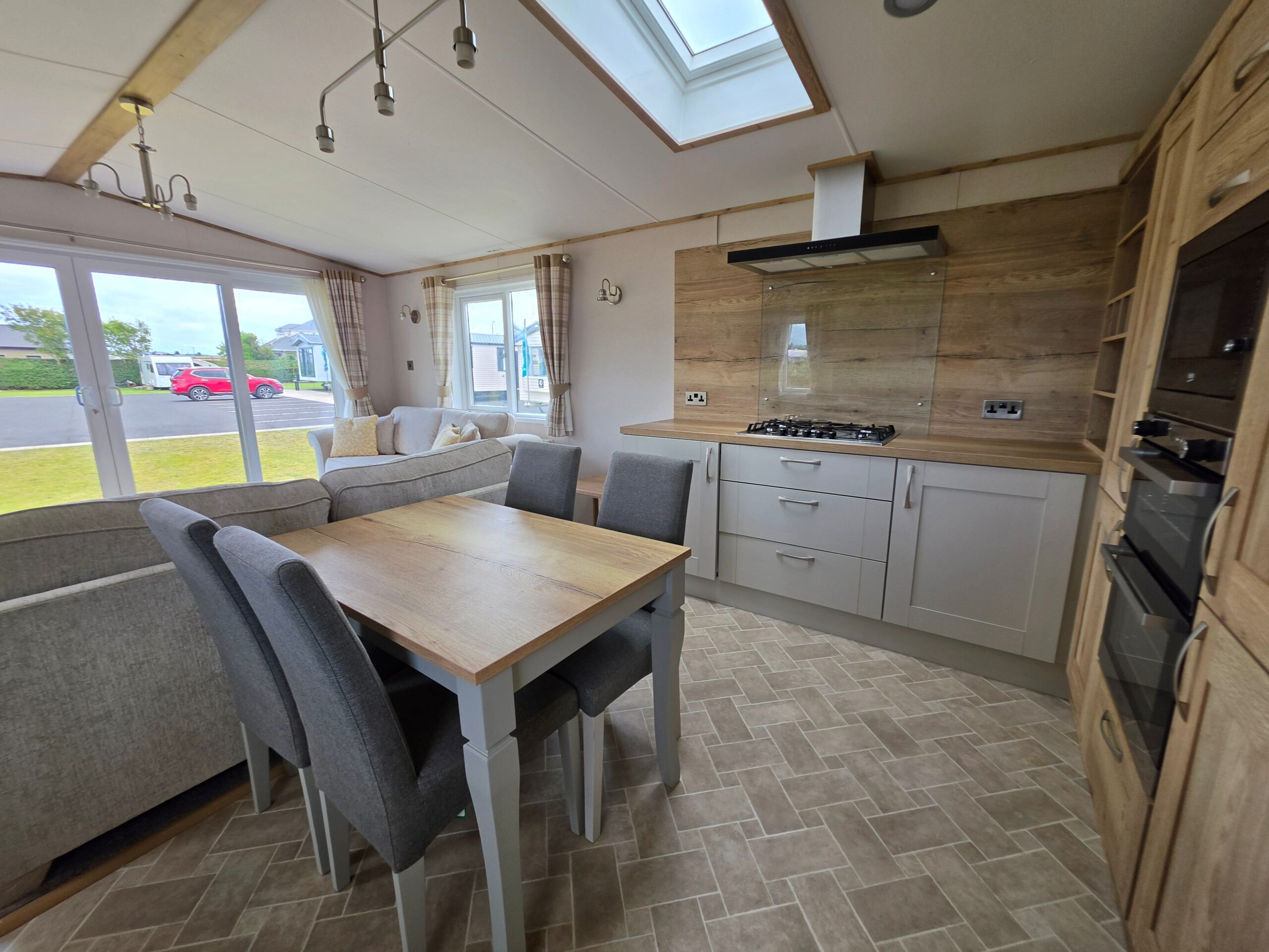Chestnutt Holiday Parks; ABI Ambleside Premier 2022 unit 1003; Image