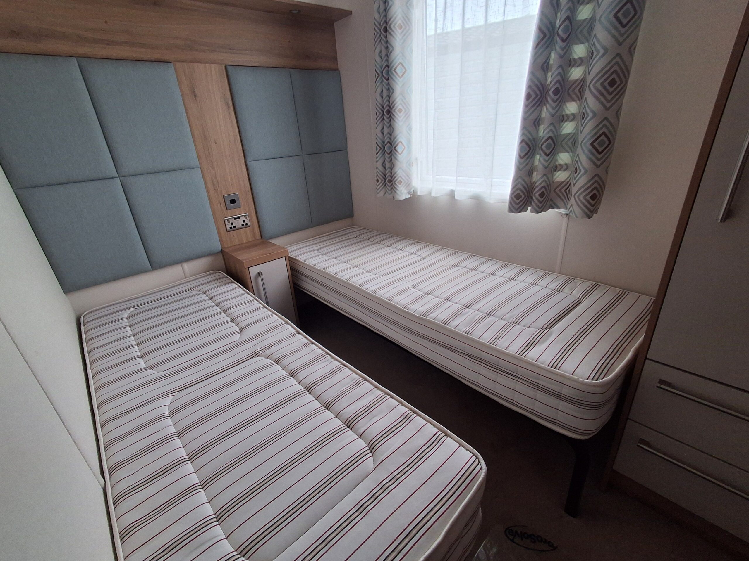 Chestnutt Holiday Parks; ABI Clarendon 2017 unit 924; Image