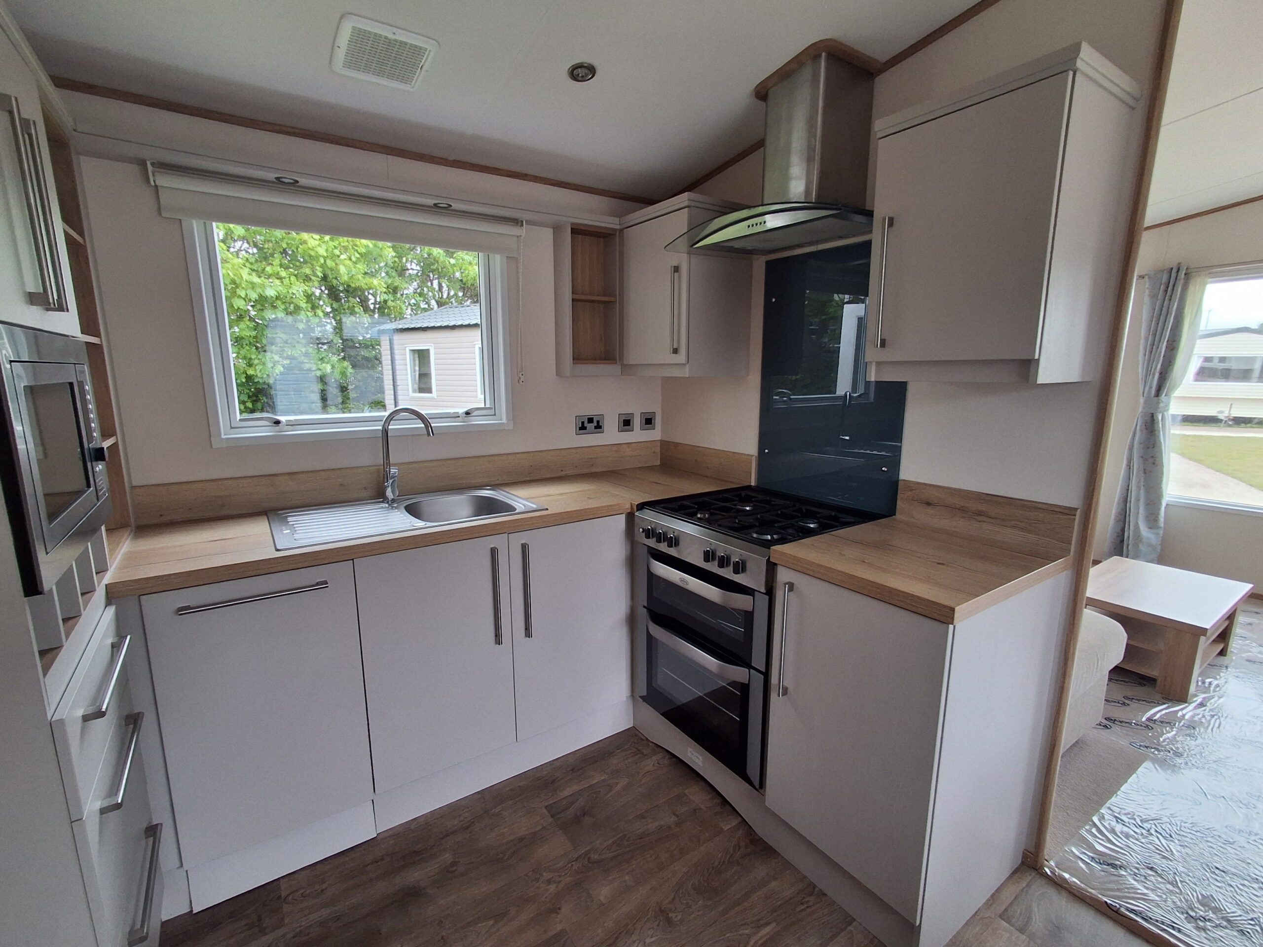 Chestnutt Holiday Parks; ABI Clarendon 2017 unit 924; Image
