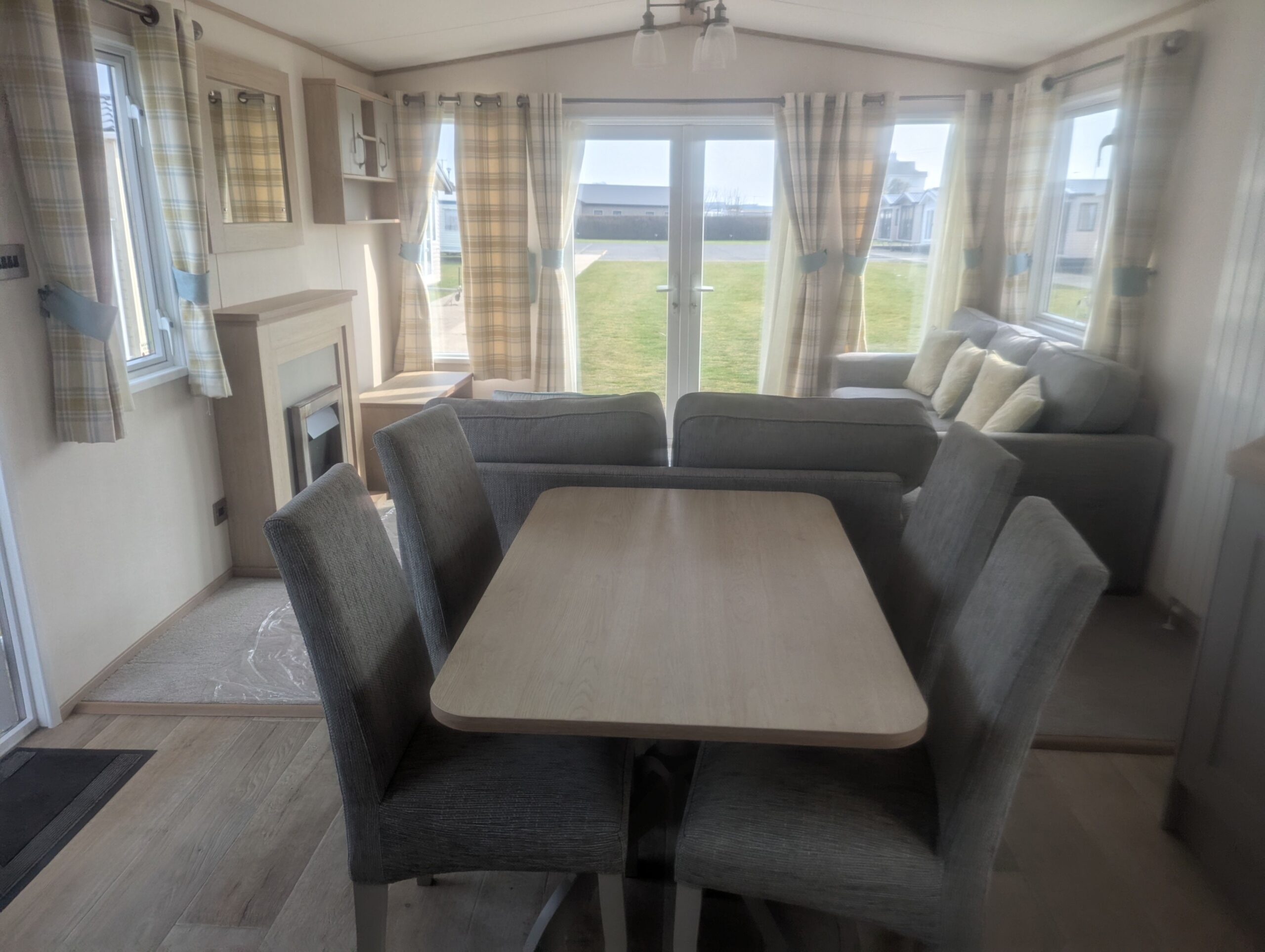 Chestnutt Holiday Parks; ABI Windermere 2021 u906; Image