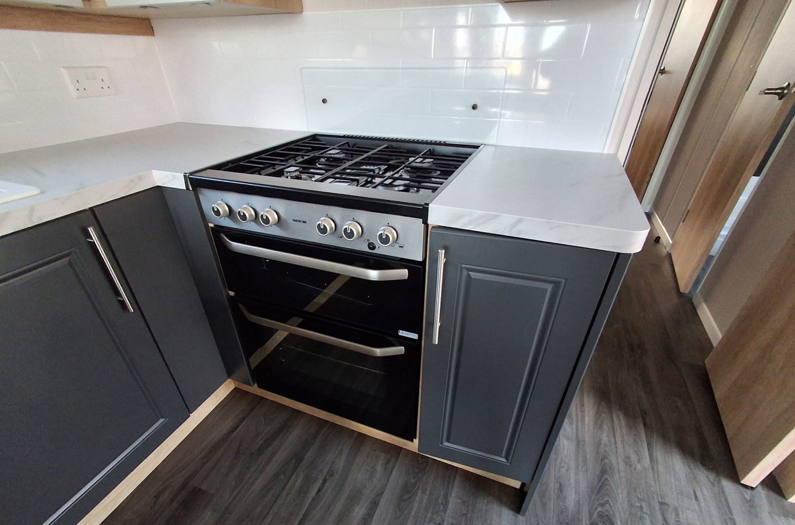 Chestnutt Holiday Parks; Swift Bordeaux Exclusive 2022 u994; Image