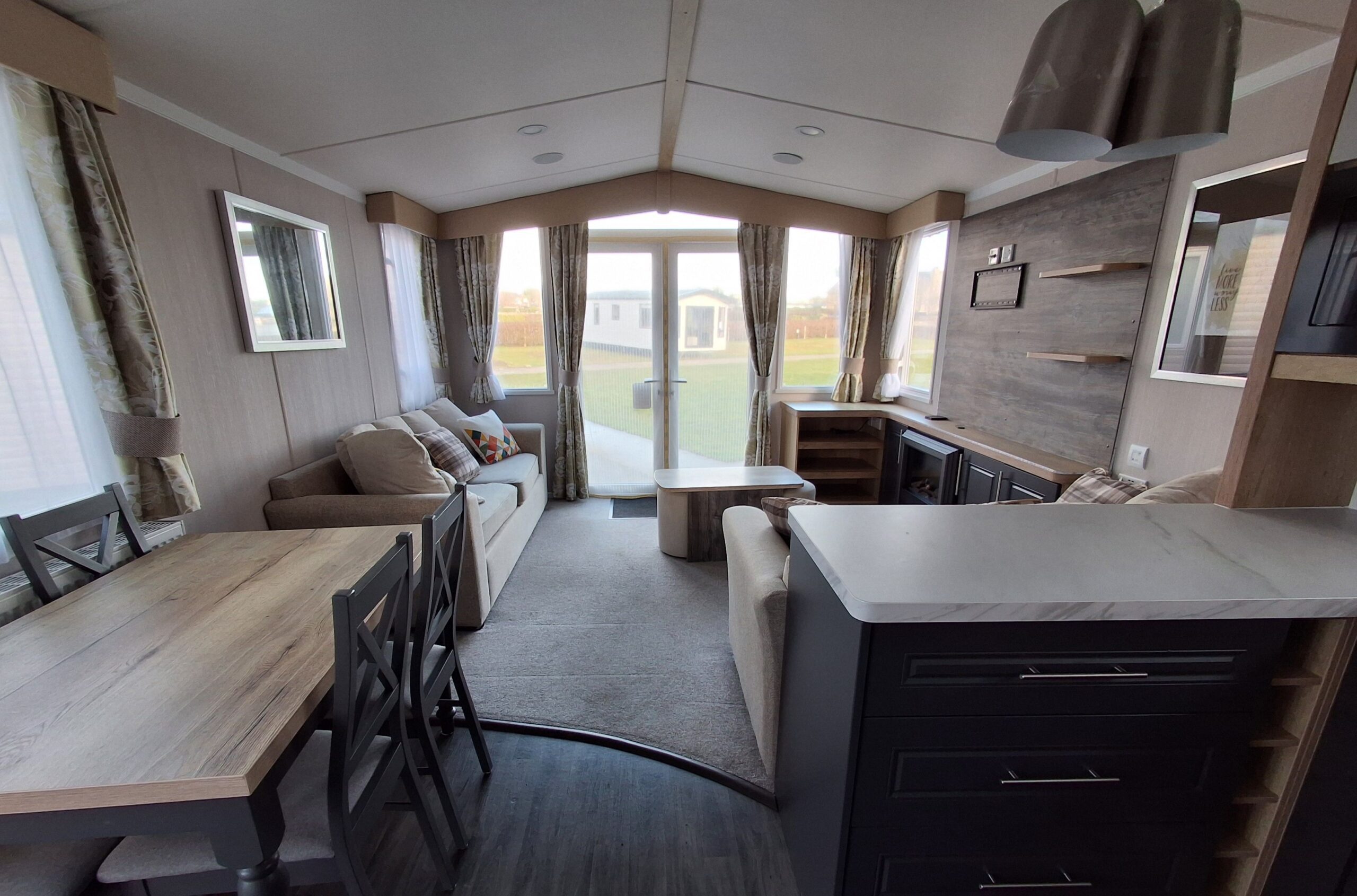 Chestnutt Holiday Parks; Swift Bordeaux Exclusive 2022 u994; Image