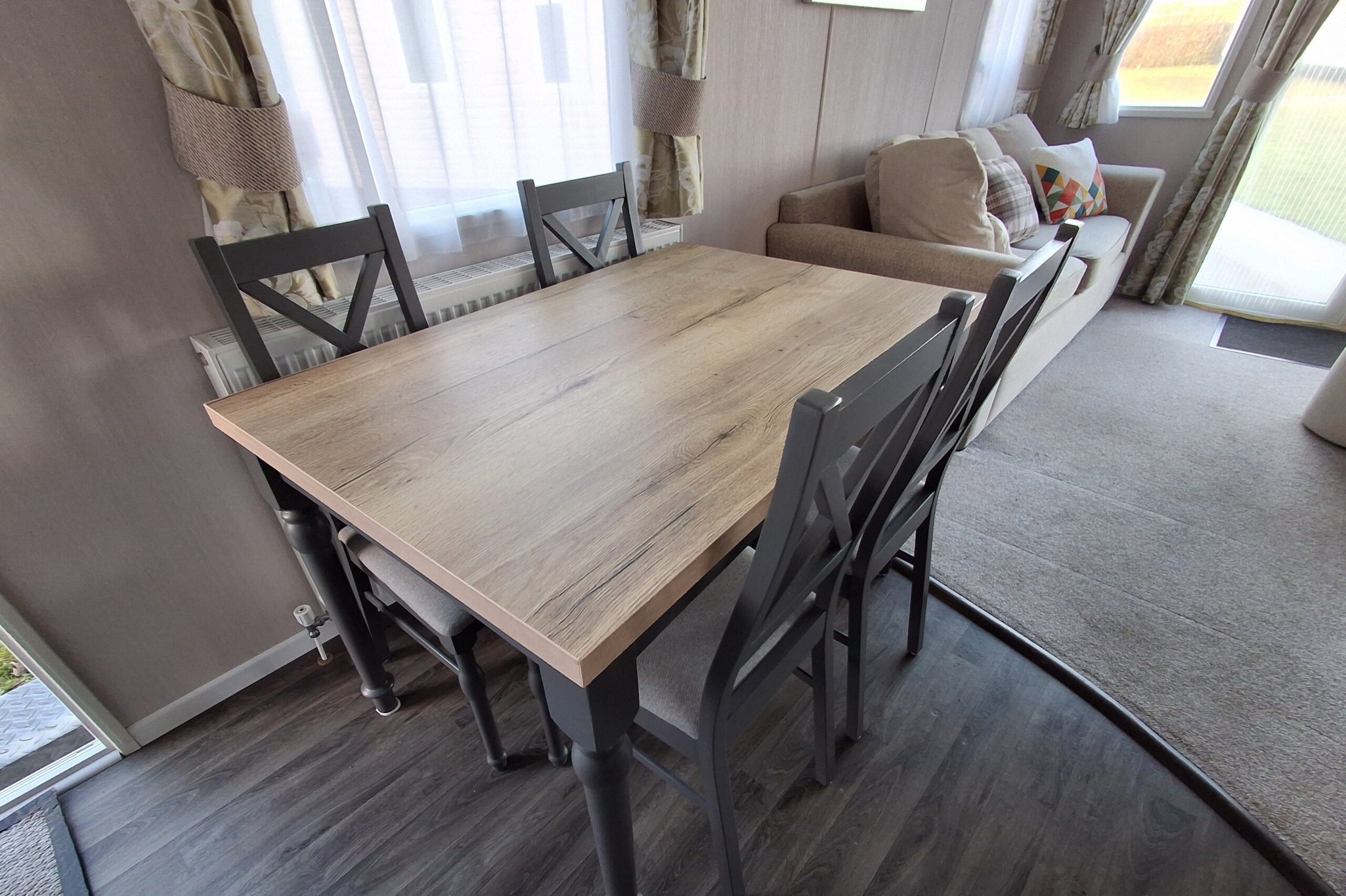 Chestnutt Holiday Parks; Swift Bordeaux Exclusive 2022 u994; Image