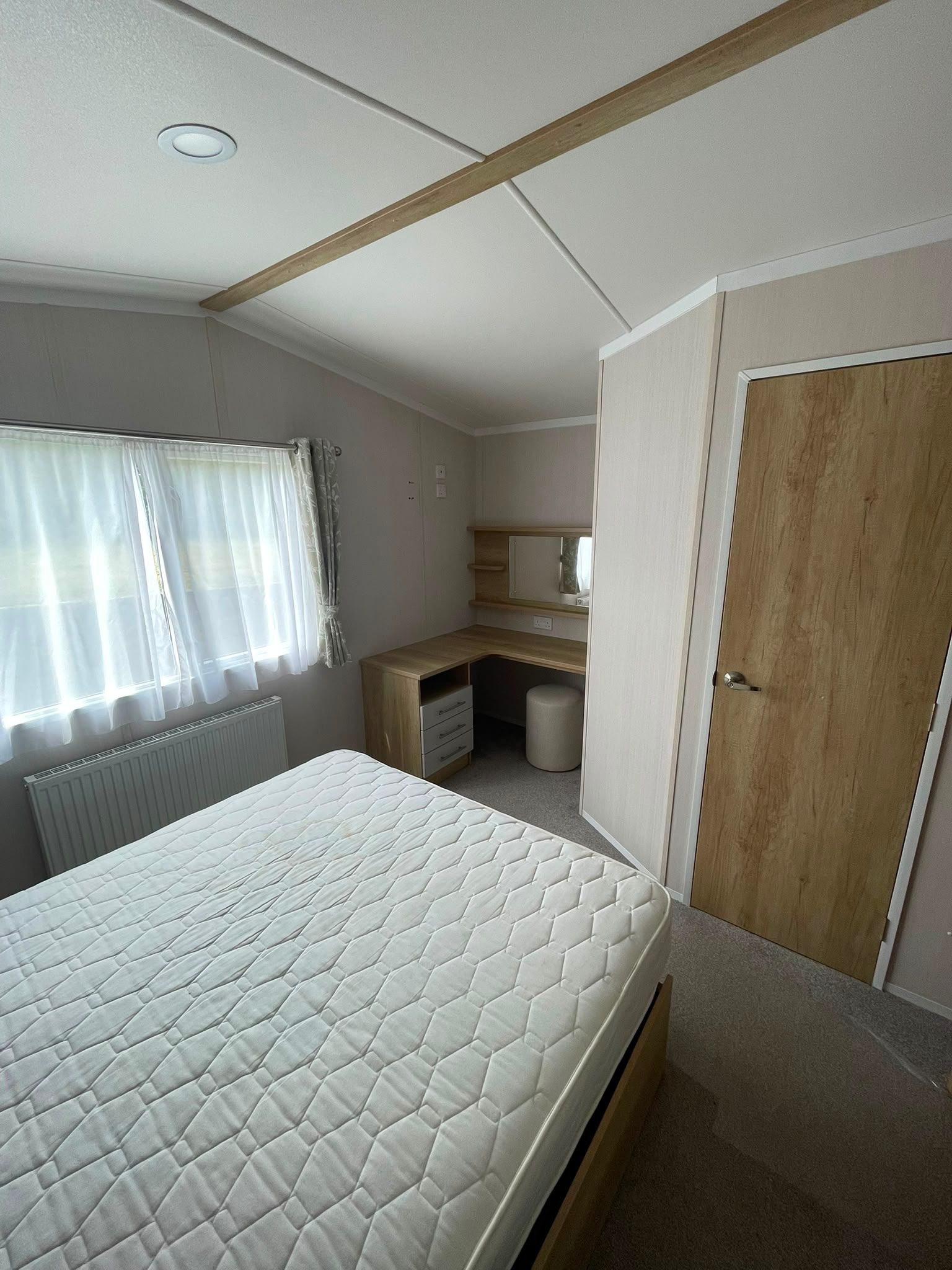 Chestnutt Holiday Parks; Swift Bordeaux Exclusive 2022 u925; Image
