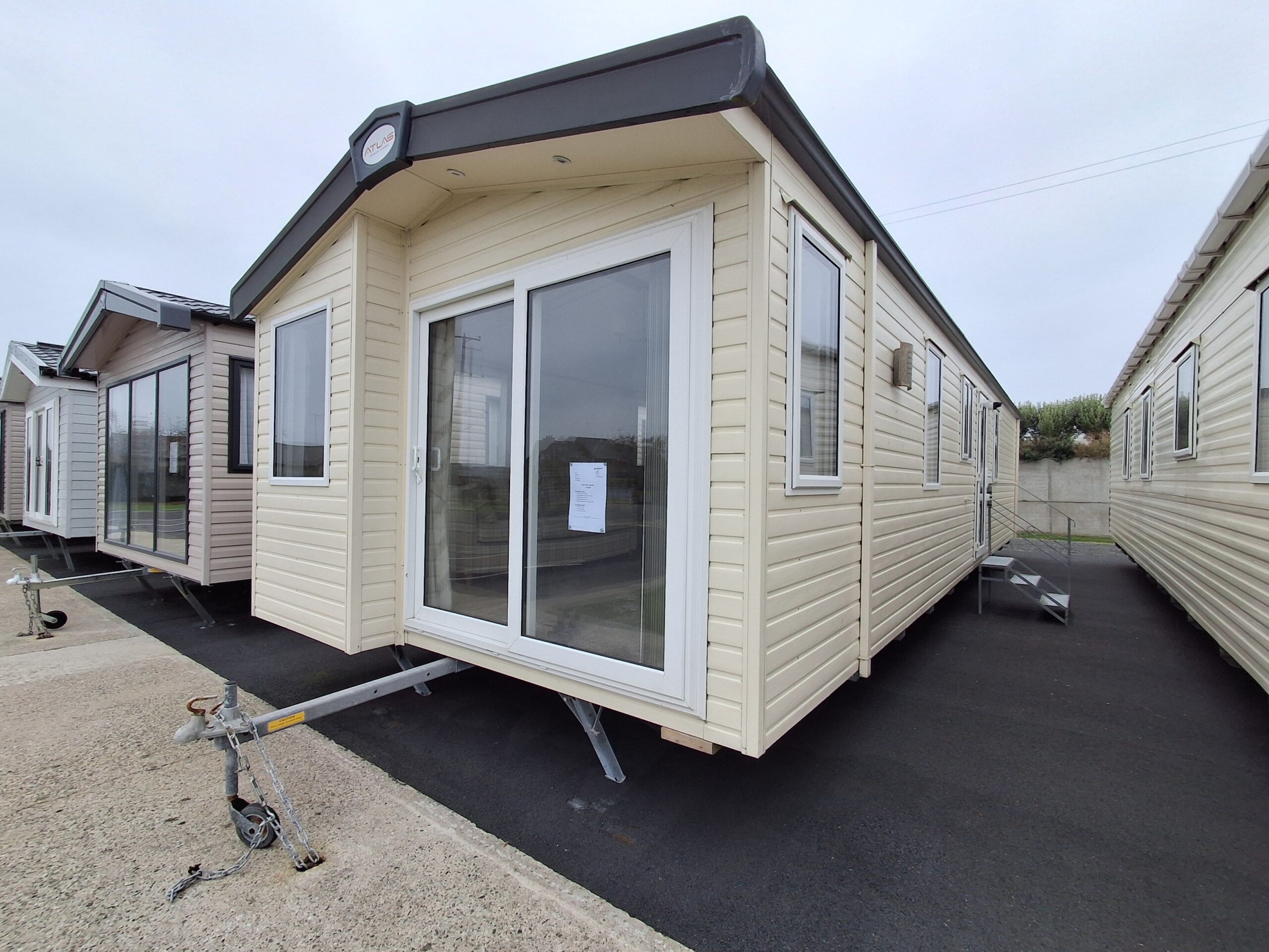 Chestnutt Holiday Parks; Atlas Debonair 5 2018 u408; Image