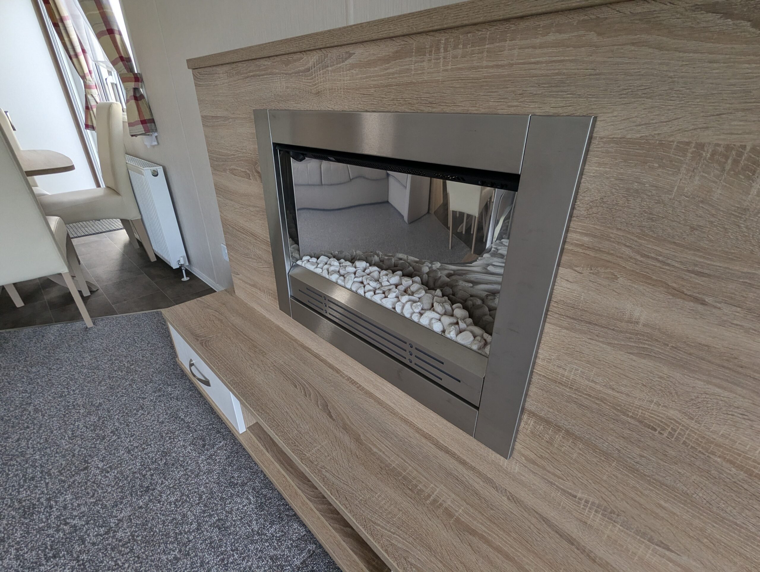 Chestnutt Holiday Parks; Willerby Sierra 2018 u956; Image