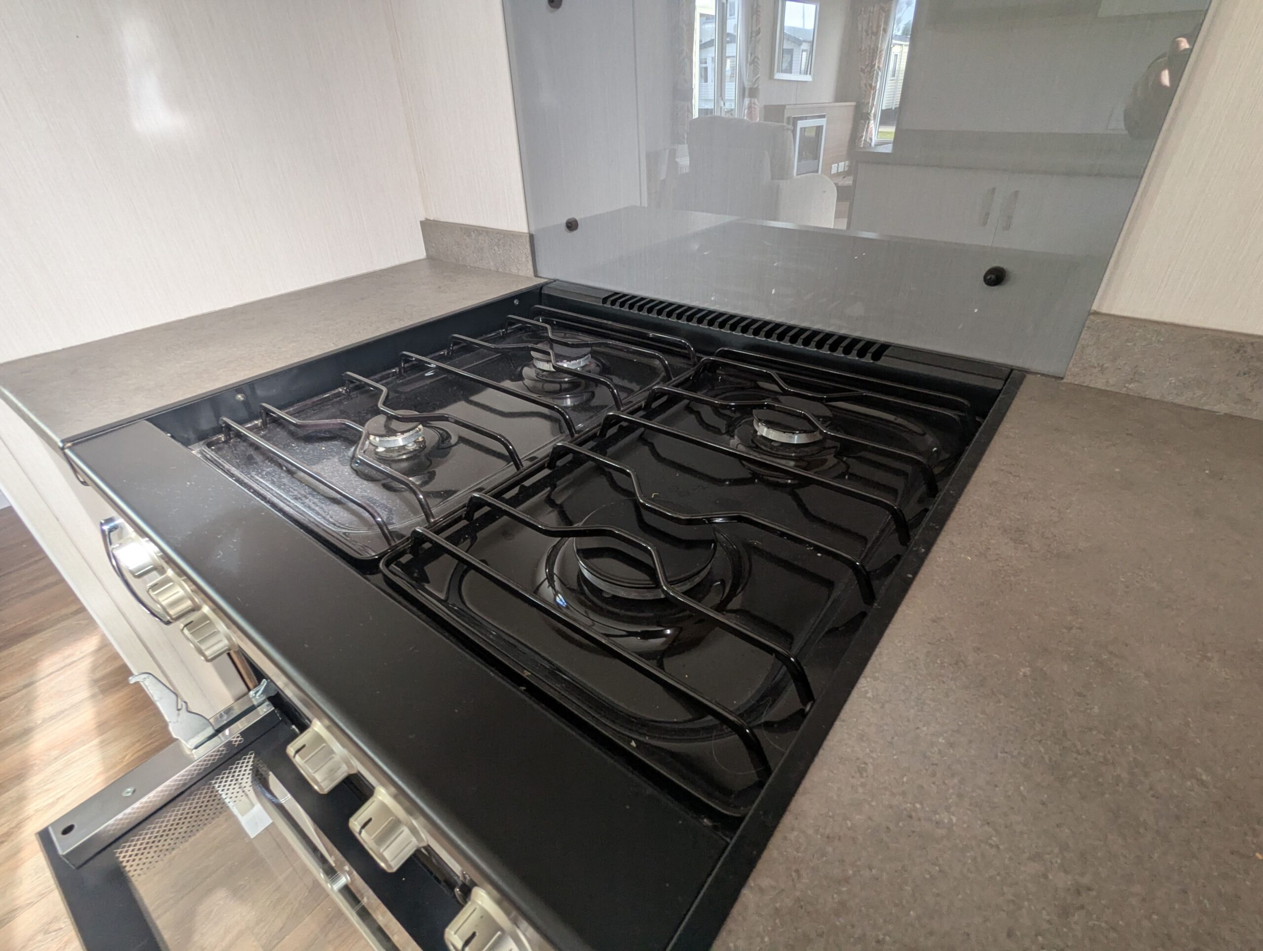 Chestnutt Holiday Parks; Swift Biarritz 2017 u402; Image