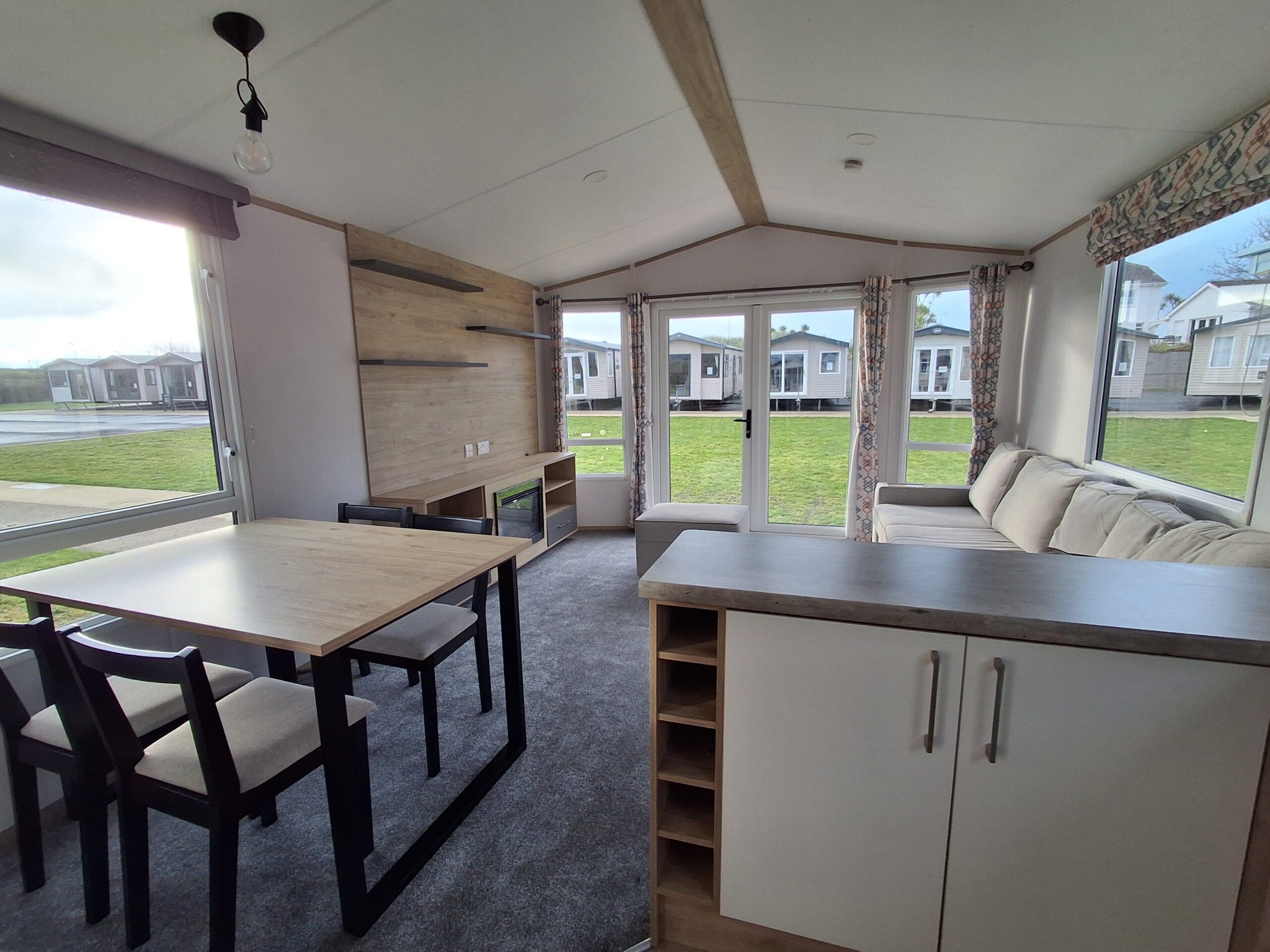 Chestnutt Holiday Parks; Atlas Chorus 5 2022 u995; Image