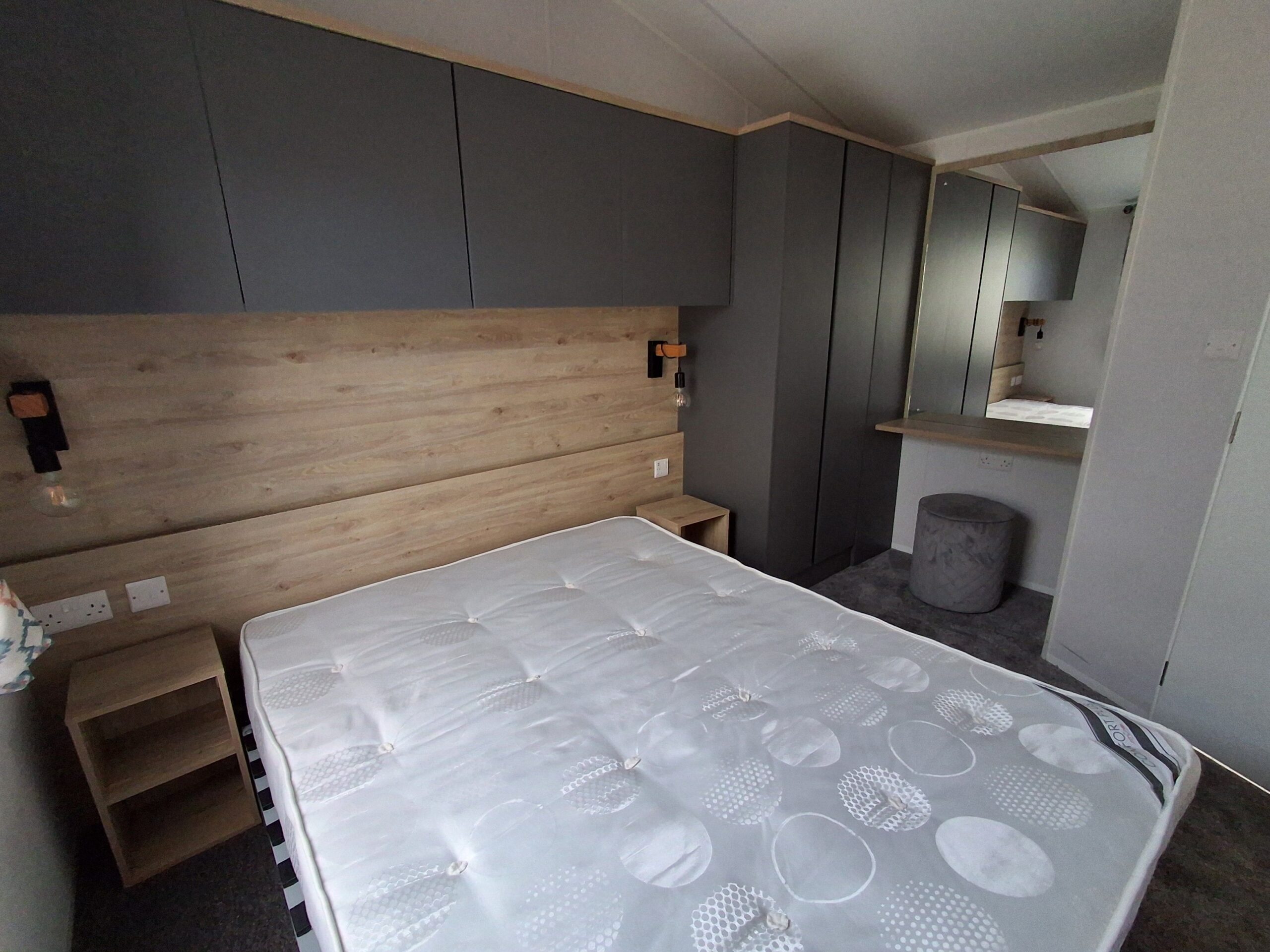 Chestnutt Holiday Parks; Atlas Chorus 5 2022 u995; Image