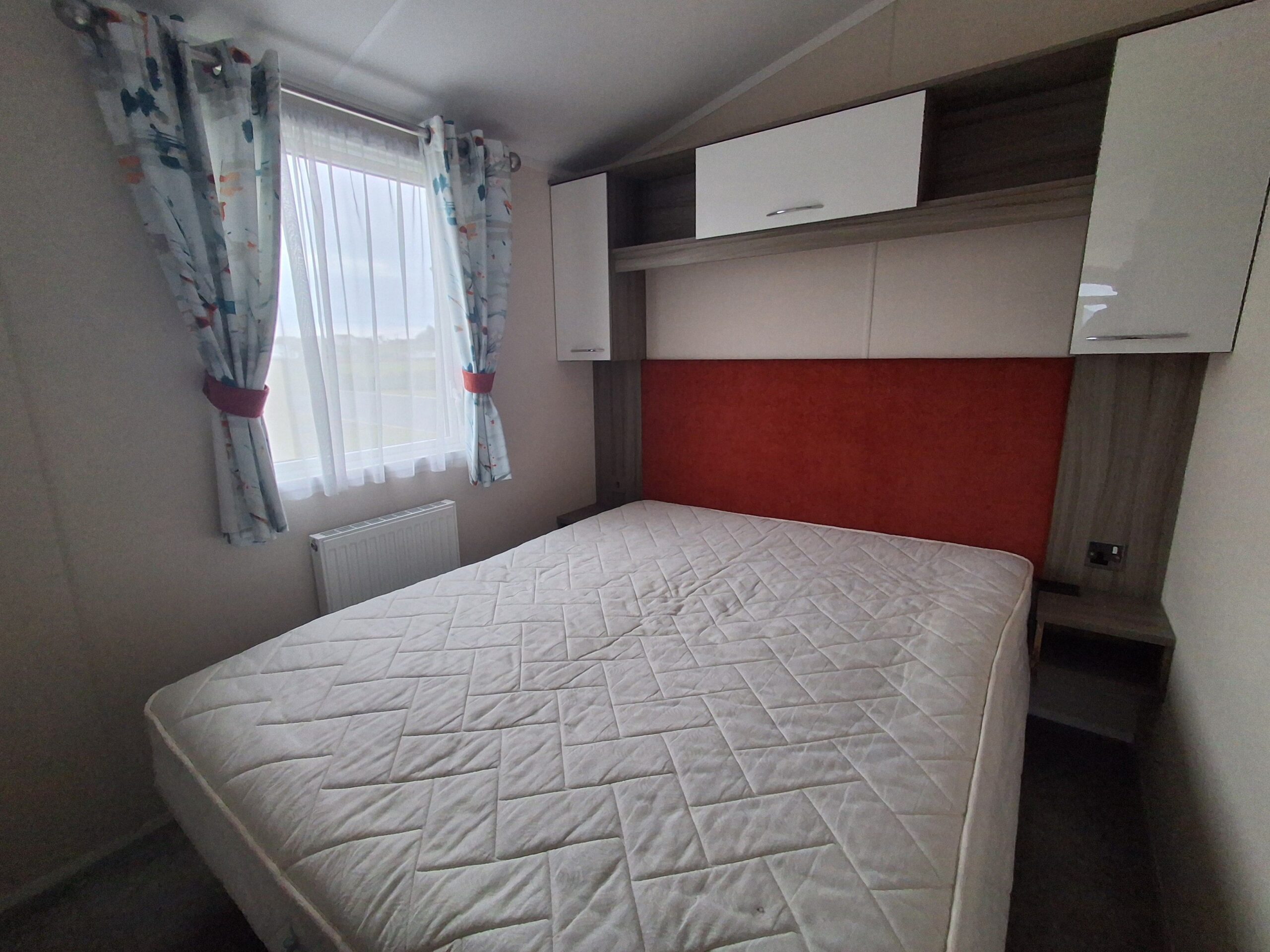 Chestnutt Holiday Parks; Atlas Style PD 2017 u449; Image