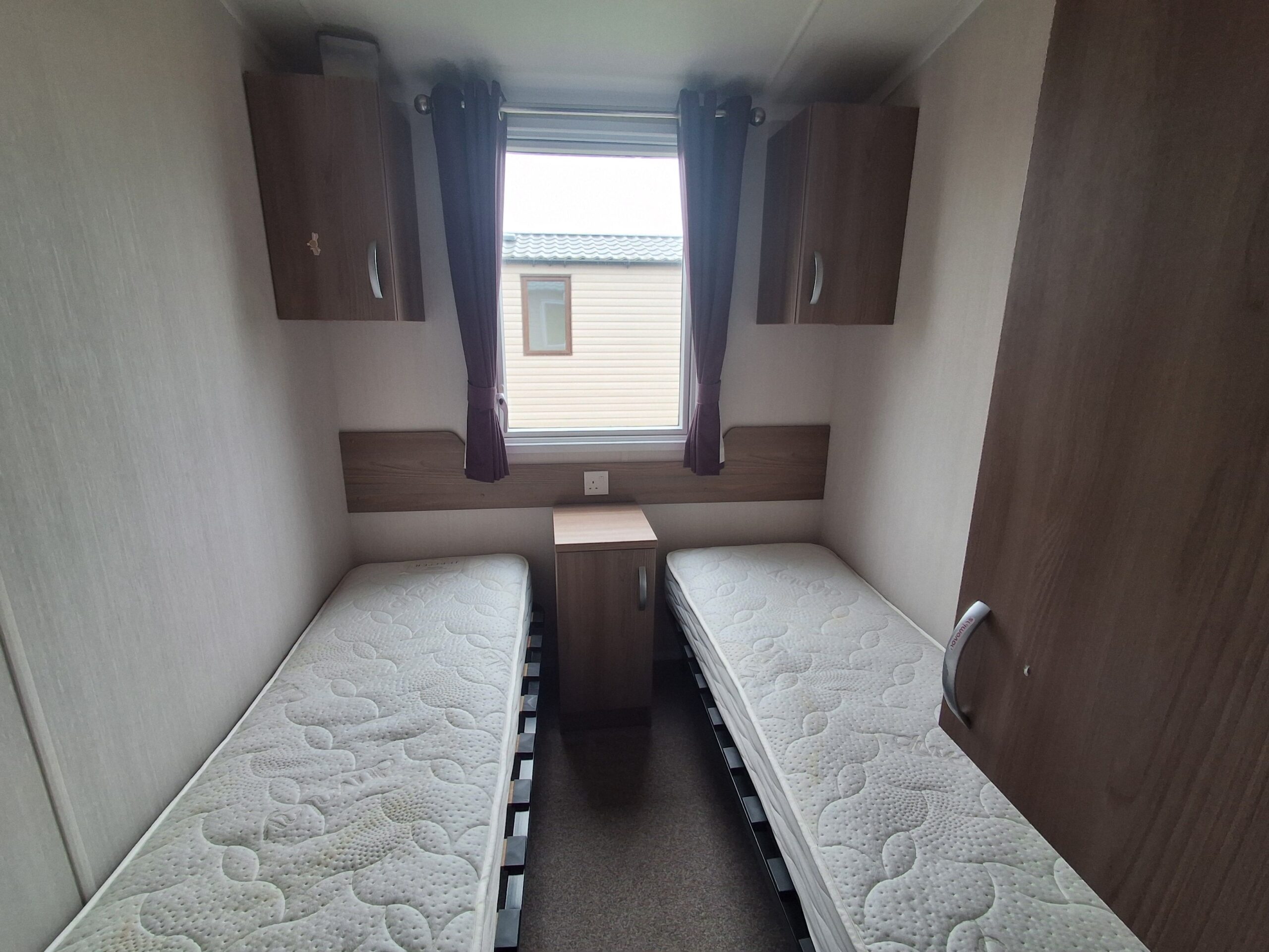 Chestnutt Holiday Parks; Swift Bordeaux Exclusive 2018 u933; Image