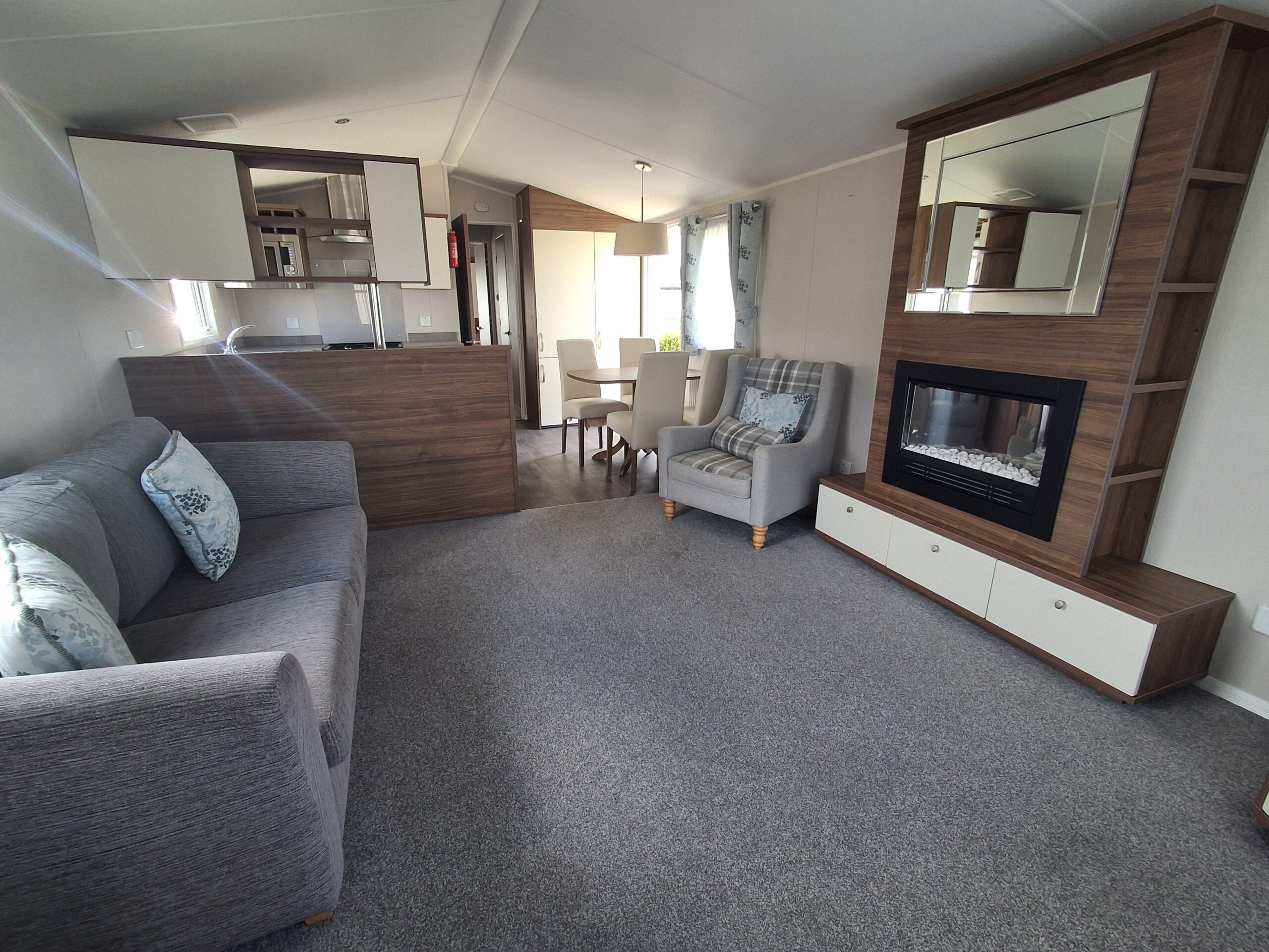 Chestnutt Holiday Parks; Willerby Avonmore 2017 unit 922; Image