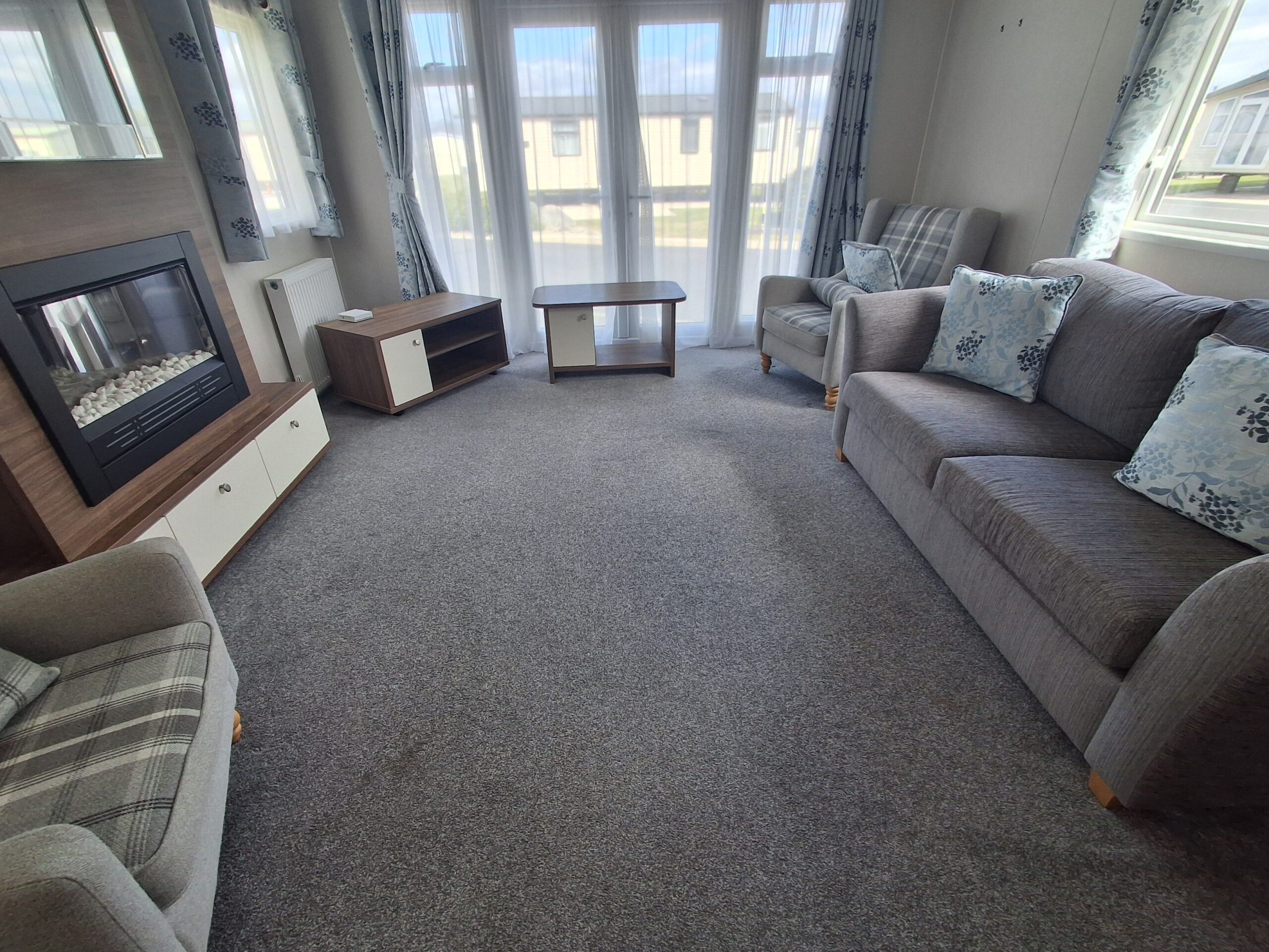 Chestnutt Holiday Parks; Willerby Avonmore 2017 unit 922; Image