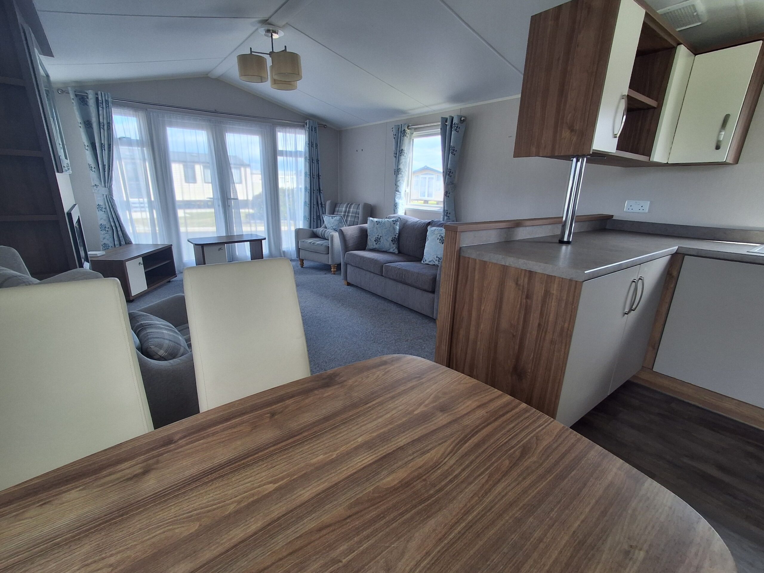 Chestnutt Holiday Parks; Willerby Avonmore 2017 unit 922; Image
