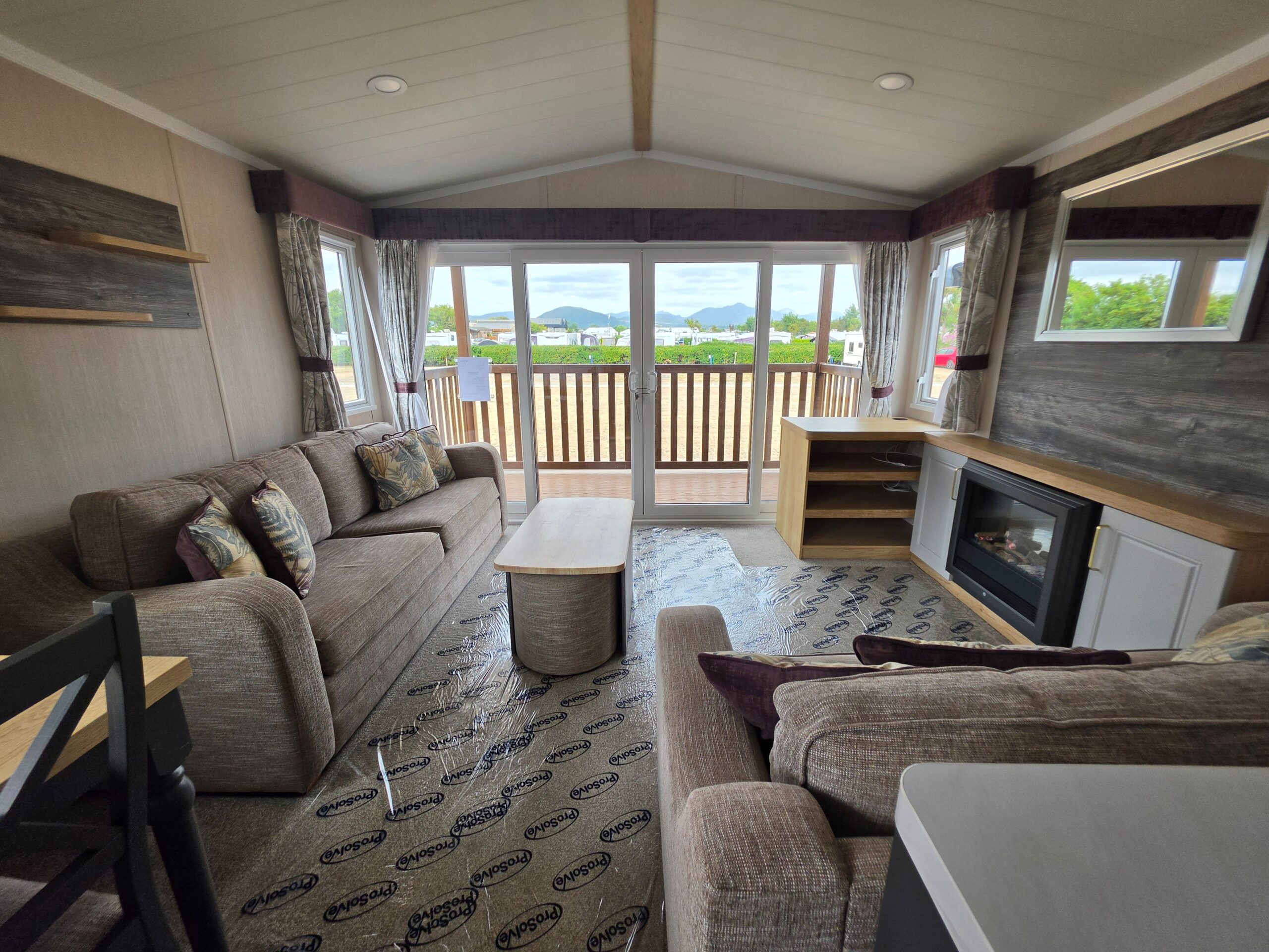 Chestnutt Holiday Parks; Swift Bordeaux Escape 2022 u1004; Image