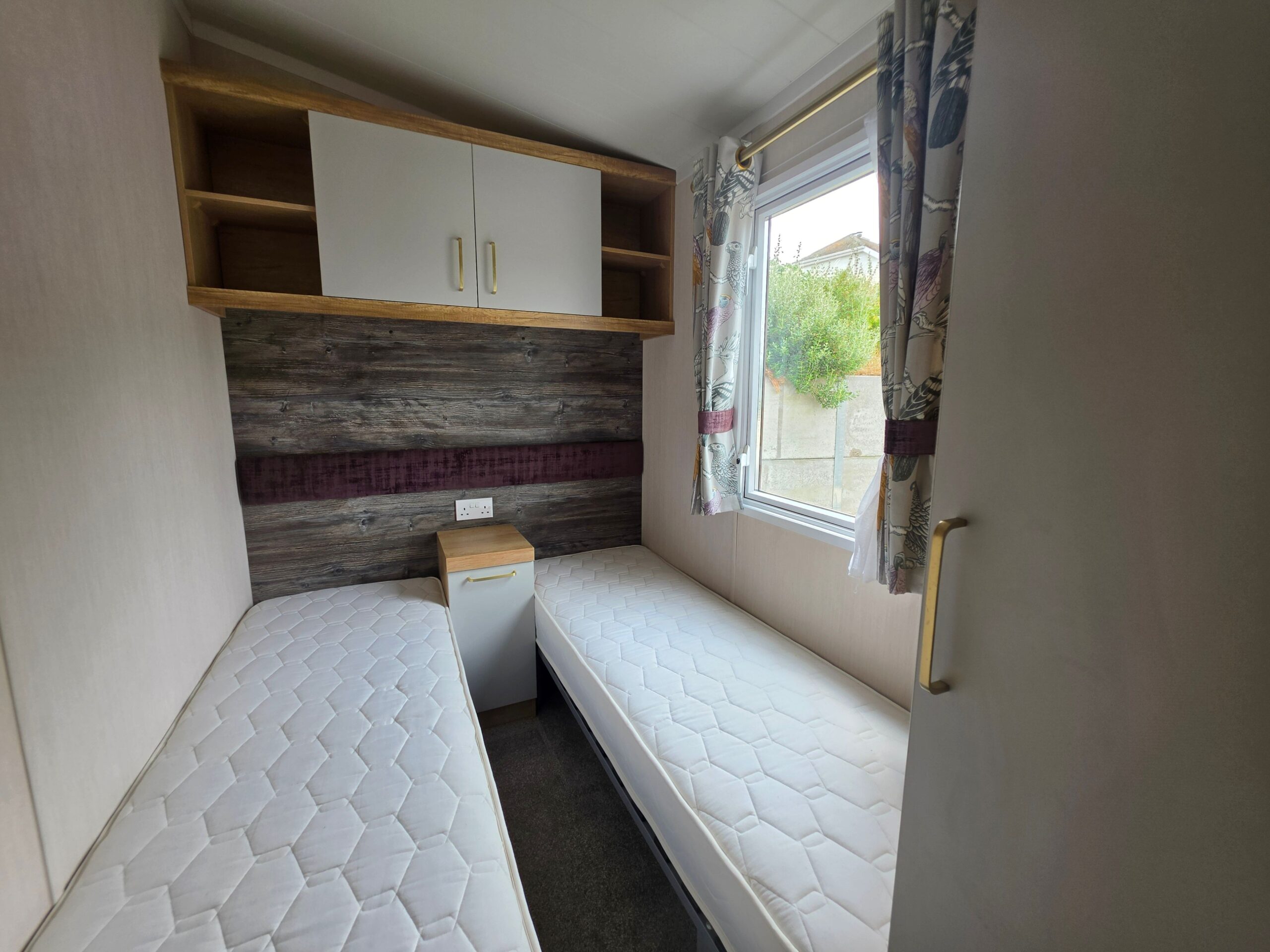Chestnutt Holiday Parks; Swift Bordeaux Escape 2022 u1004; Image