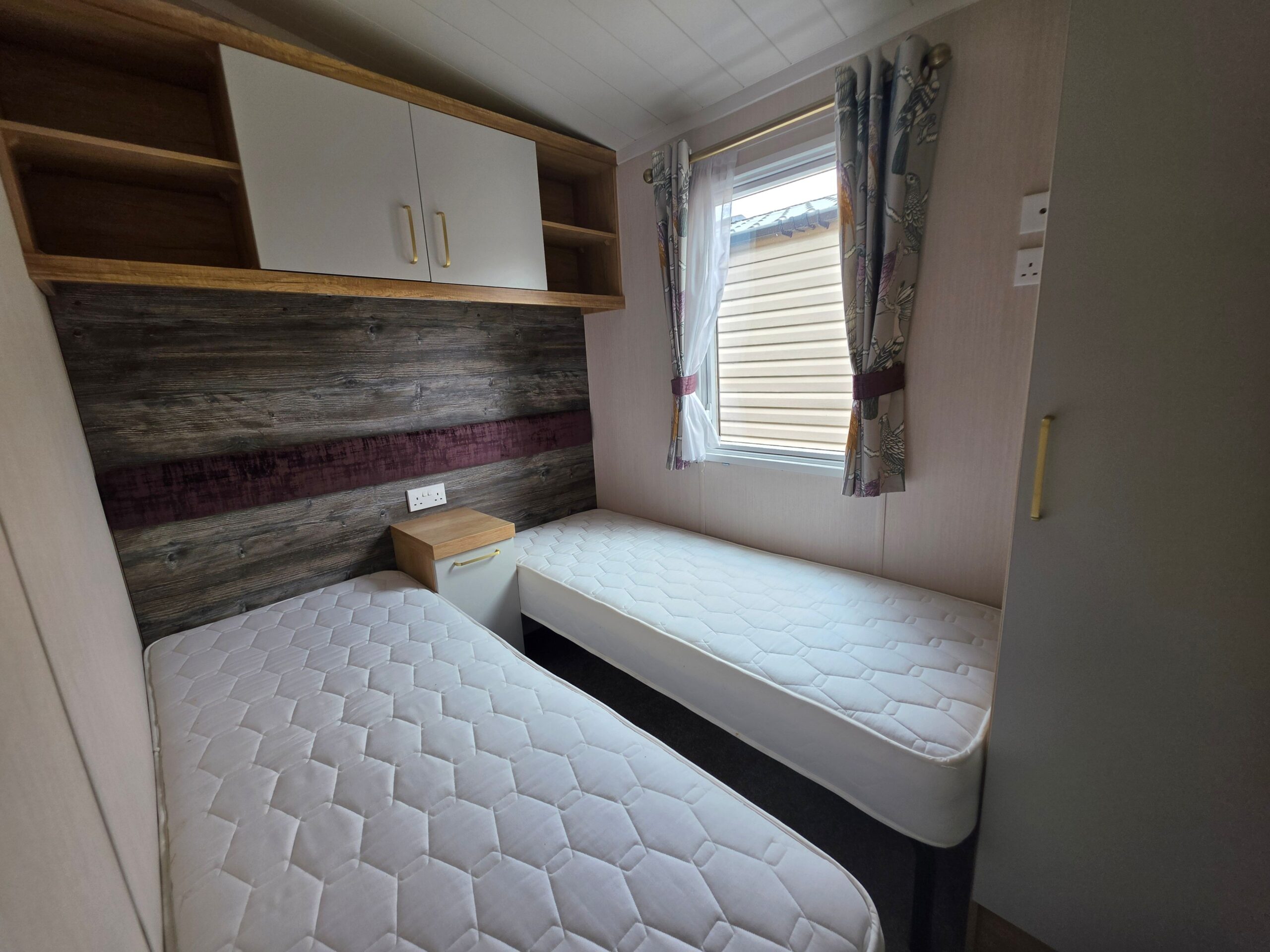 Chestnutt Holiday Parks; Swift Bordeaux Escape 2022 u1004; Image