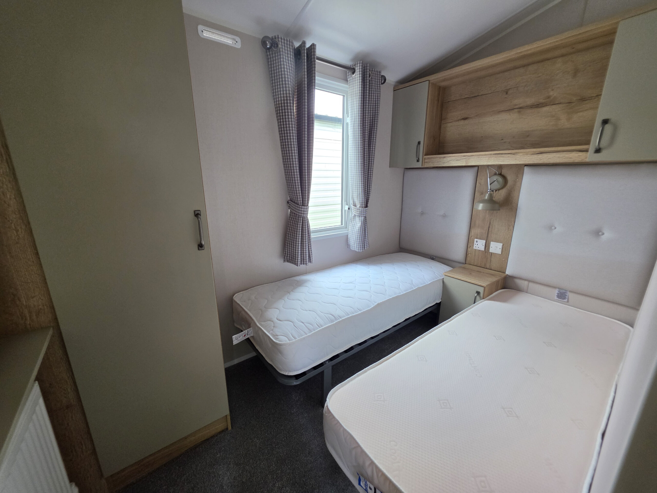 Chestnutt Holiday Parks; Atlas Debonair 2023 9 unit 1010; Image