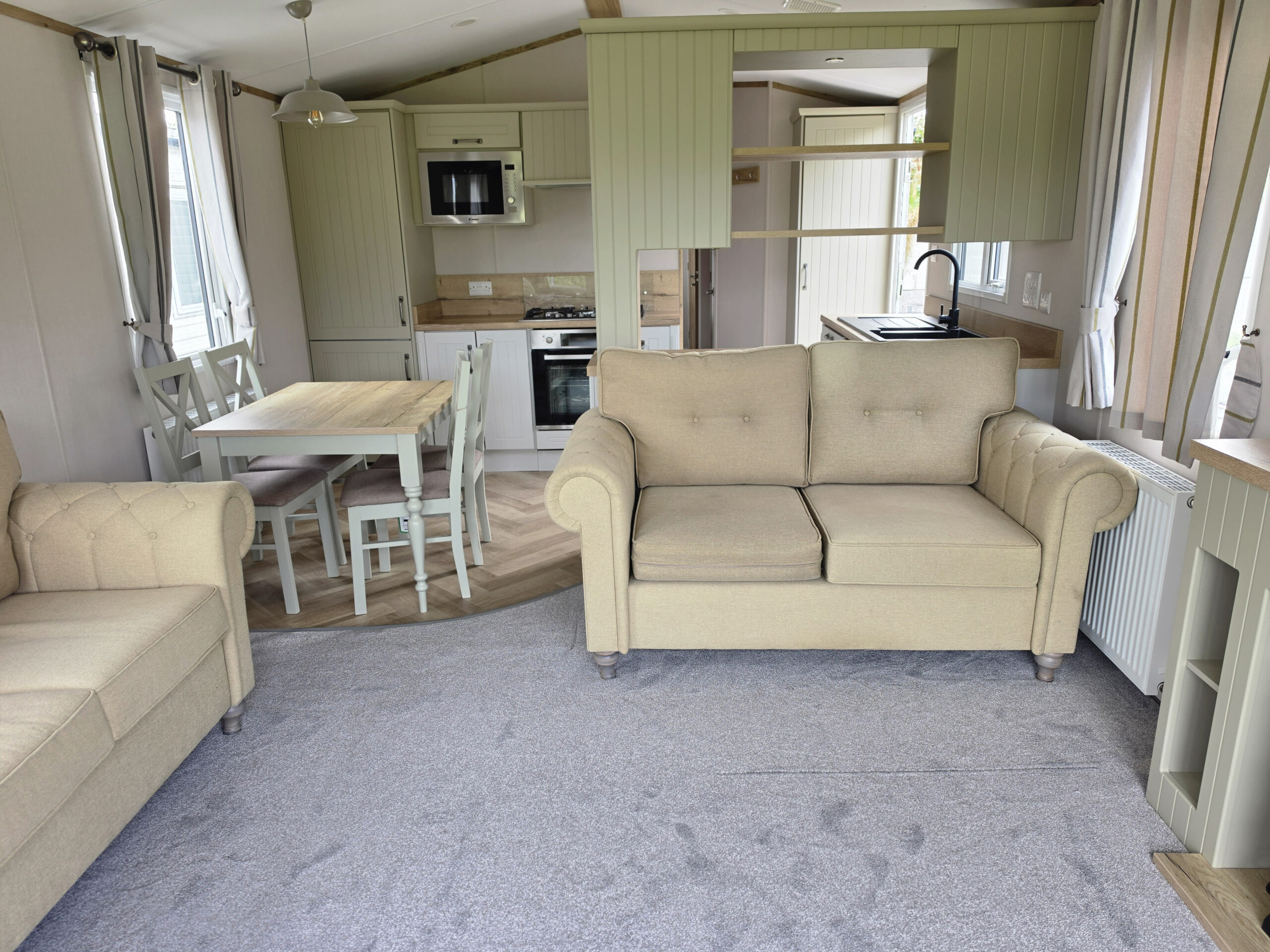 Chestnutt Holiday Parks; Atlas Debonair 2023 9 unit 1010; Image